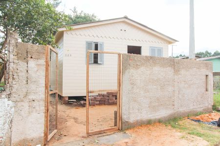 Casa para alugar com 35m², 2 quartos e sem vaga Casa para alugar com 35m², 2 quartos e sem vagaFachada