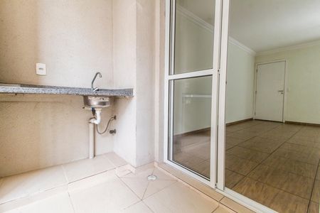 Varanda de apartamento para alugar com 2 quartos, 53m² em Centro, Carapicuíba
