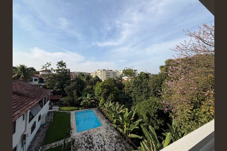 Apartamento para alugar com 66m², 2 quartos e 1 vagaSala - Varanda