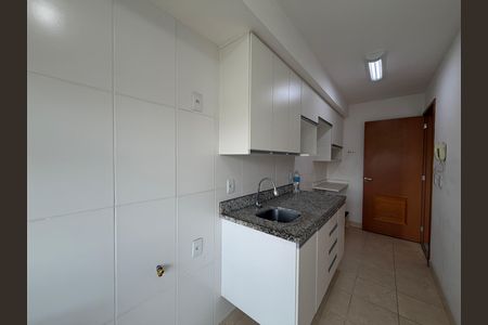 Apartamento para alugar com 66m², 2 quartos e 1 vagaCozinha 