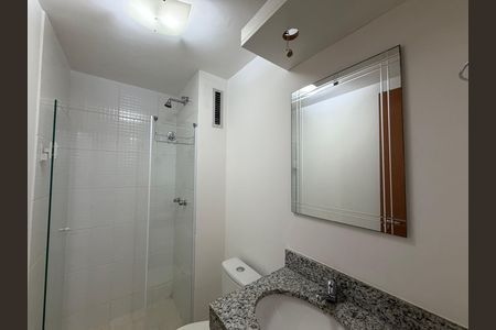 Apartamento para alugar com 66m², 2 quartos e 1 vagaBanheiro 