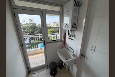 Apartamento para alugar com 66m², 2 quartos e 1 vagaÁrea de serviço 