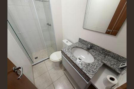 Apartamento para alugar com 66m², 2 quartos e 1 vagaBanheiro 