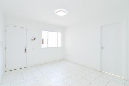 Sala  de apartamento para alugar com 2 quartos, 44m² em Vila Alzira, Guarulhos