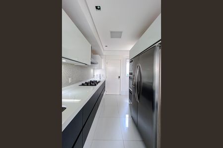 Apartamento para alugar com 178m², 2 quartos e 4 vagasCozinha
