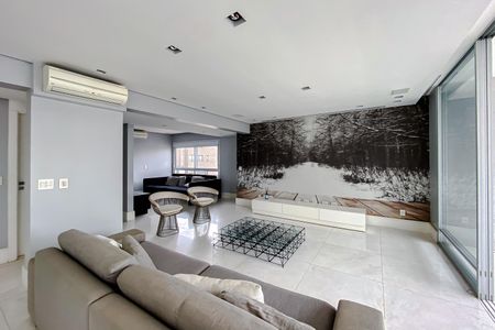 Apartamento para alugar com 178m², 2 quartos e 4 vagasSala