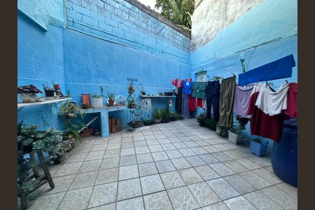 Casa à venda com 250m², 3 quartos e 2 vagas Casa à venda com 250m², 3 quartos e 2 vagasQuintal