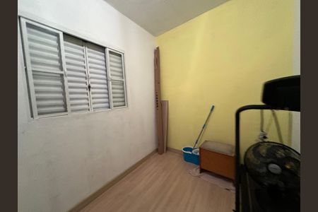 Casa à venda com 250m², 3 quartos e 2 vagas Casa à venda com 250m², 3 quartos e 2 vagasQuarto 2
