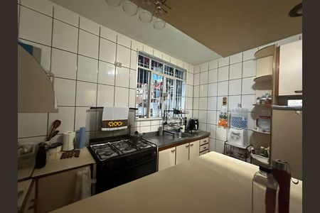 Casa à venda com 250m², 3 quartos e 2 vagas Casa à venda com 250m², 3 quartos e 2 vagasCozinha