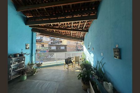Casa à venda com 250m², 3 quartos e 2 vagas Casa à venda com 250m², 3 quartos e 2 vagasVaranda da Sala