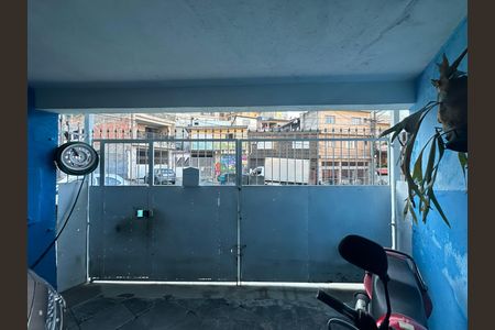 Casa à venda com 250m², 3 quartos e 2 vagas Casa à venda com 250m², 3 quartos e 2 vagasGaragem