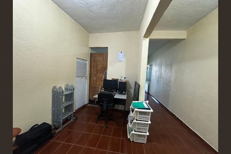 Escritório de casa à venda com 3 quartos, 250m² em Jardim Mutinga, Barueri