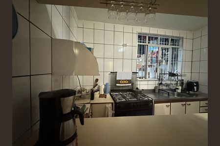 Casa à venda com 250m², 3 quartos e 2 vagas Casa à venda com 250m², 3 quartos e 2 vagasCozinha