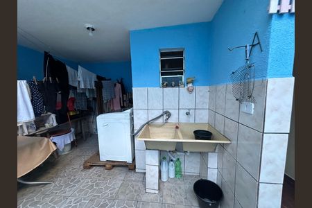 Casa à venda com 250m², 3 quartos e 2 vagas Casa à venda com 250m², 3 quartos e 2 vagasÁrea de Serviço