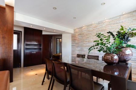 Apartamento à venda com 2 quartos, 127m² em Jardim Vila Mariana, São Paulo