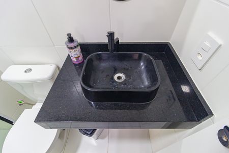Apartamento para alugar com 30m², 1 quarto e sem vaga Apartamento para alugar com 30m², 1 quarto e sem vagaDetalhe - Banheiro