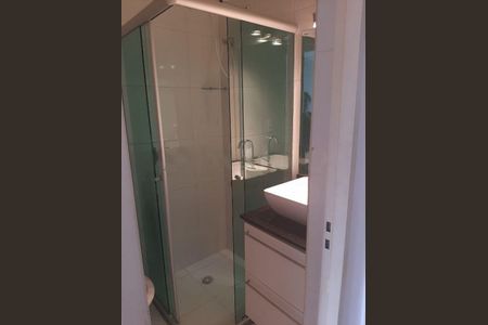 Casa à venda com 2 quartos, 76m² em Centro, Diadema