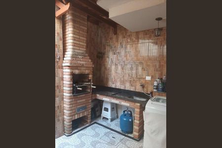Casa à venda com 2 quartos, 76m² em Centro, Diadema
