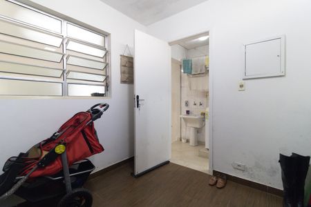 Casa à venda com 130m², 2 quartos e 2 vagas Casa à venda com 130m², 2 quartos e 2 vagasQuarto de Serviço