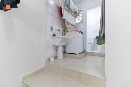 Casa à venda com 130m², 2 quartos e 2 vagas Casa à venda com 130m², 2 quartos e 2 vagasQuintal