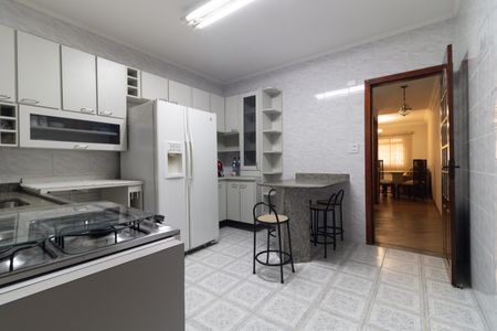 Casa à venda com 130m², 2 quartos e 2 vagas Casa à venda com 130m², 2 quartos e 2 vagasCozinha