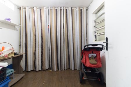 Casa à venda com 130m², 2 quartos e 2 vagas Casa à venda com 130m², 2 quartos e 2 vagasQuarto de Serviço