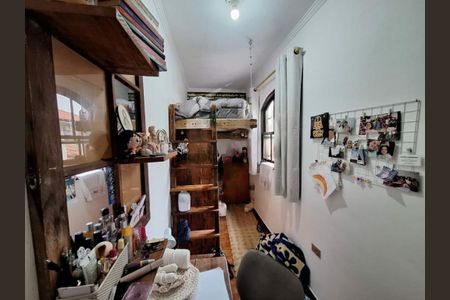 Casa à venda com 6 quartos, 230m² em Jardim Sabara, São Paulo