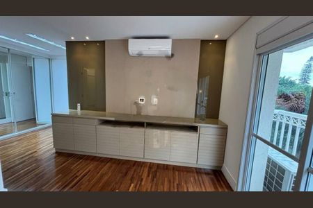 Apartamento à venda com 246m², 4 quartos e 3 vagas