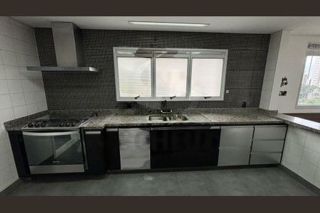 Apartamento à venda com 246m², 4 quartos e 3 vagas