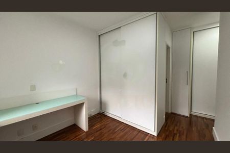 Apartamento à venda com 246m², 4 quartos e 3 vagas