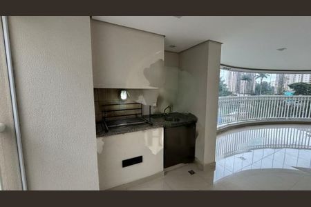 Apartamento à venda com 246m², 4 quartos e 3 vagas