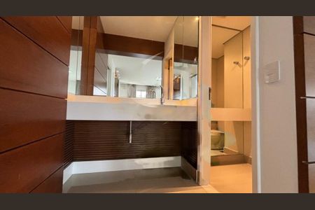 Apartamento à venda com 246m², 4 quartos e 3 vagas
