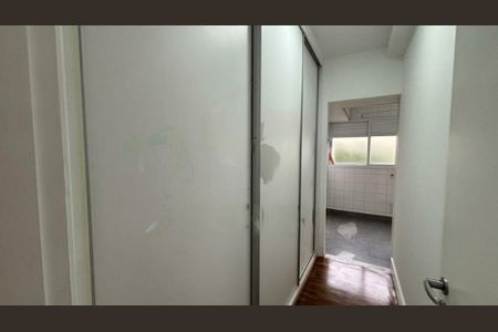 Apartamento à venda com 246m², 4 quartos e 3 vagas
