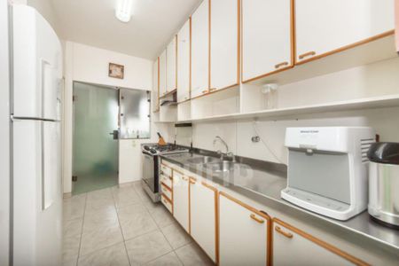 Apartamento à venda com 4 quartos, 247m² em Real Parque, São Paulo