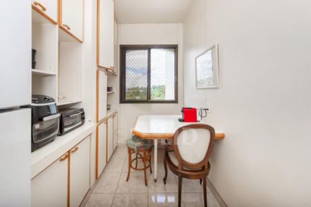 Apartamento à venda com 4 quartos, 247m² em Real Parque, São Paulo