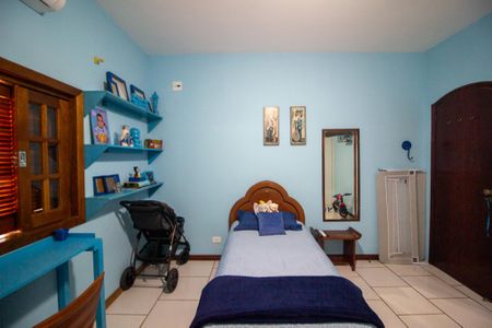 Casa para alugar com 196m², 3 quartos e 3 vagas Casa para alugar com 196m², 3 quartos e 3 vagasQuarto 2