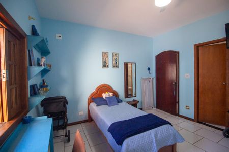 Casa para alugar com 196m², 3 quartos e 3 vagas Casa para alugar com 196m², 3 quartos e 3 vagasQuarto 2