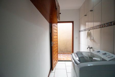 Casa para alugar com 196m², 3 quartos e 3 vagas Casa para alugar com 196m², 3 quartos e 3 vagasÁrea de Serviço