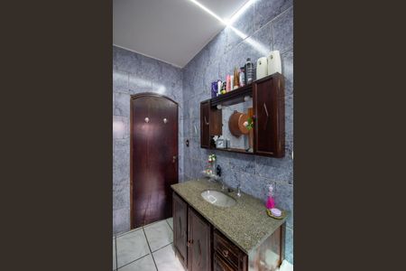 Casa para alugar com 196m², 3 quartos e 3 vagas Casa para alugar com 196m², 3 quartos e 3 vagasBanheiro 2