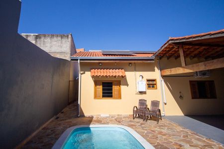 Casa para alugar com 196m², 3 quartos e 3 vagas Casa para alugar com 196m², 3 quartos e 3 vagasArea Externa
