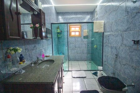 Casa para alugar com 196m², 3 quartos e 3 vagas Casa para alugar com 196m², 3 quartos e 3 vagasBanheiro 2