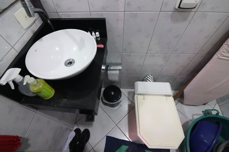 Casa à venda com 210m², 3 quartos e 4 vagasBanheiro de serviço