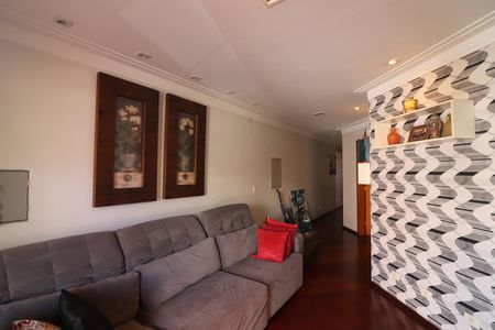 Casa à venda com 210m², 3 quartos e 4 vagasSala 2