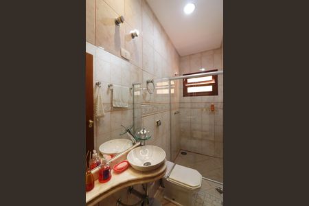 Casa à venda com 210m², 3 quartos e 4 vagasBanheiro Social 2