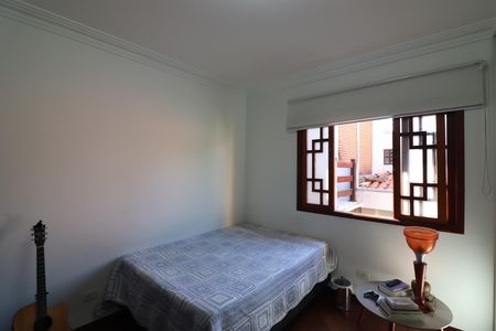 Casa à venda com 210m², 3 quartos e 4 vagasQuarto 2