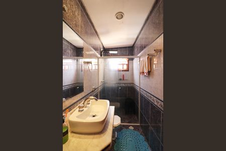 Casa à venda com 210m², 3 quartos e 4 vagasBanheiro Social
