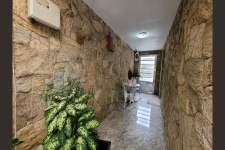 Casa à venda com 240m², 3 quartos e 8 vagas