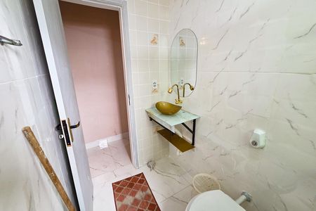 Studio para alugar com 32m², 1 quarto e 1 vaga Studio para alugar com 32m², 1 quarto e 1 vagaBanheiro social
