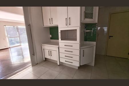 Apartamento para alugar com 110m², 3 quartos e 2 vagas Apartamento para alugar com 110m², 3 quartos e 2 vagasCozinha