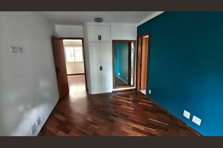 Apartamento para alugar com 110m², 3 quartos e 2 vagas Apartamento para alugar com 110m², 3 quartos e 2 vagasQuarto